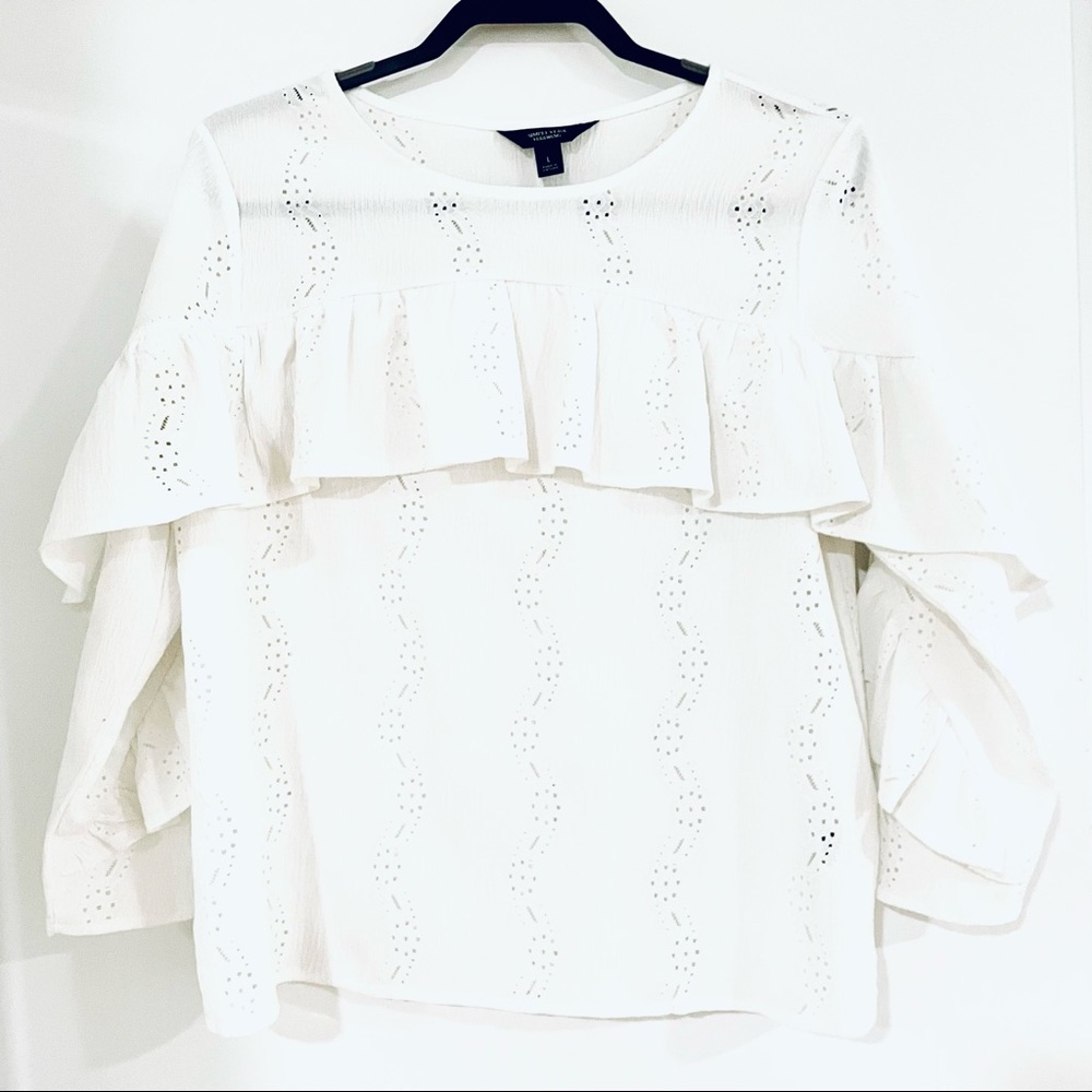 Simply Vera Wang Top Ruffles Lace Size Large